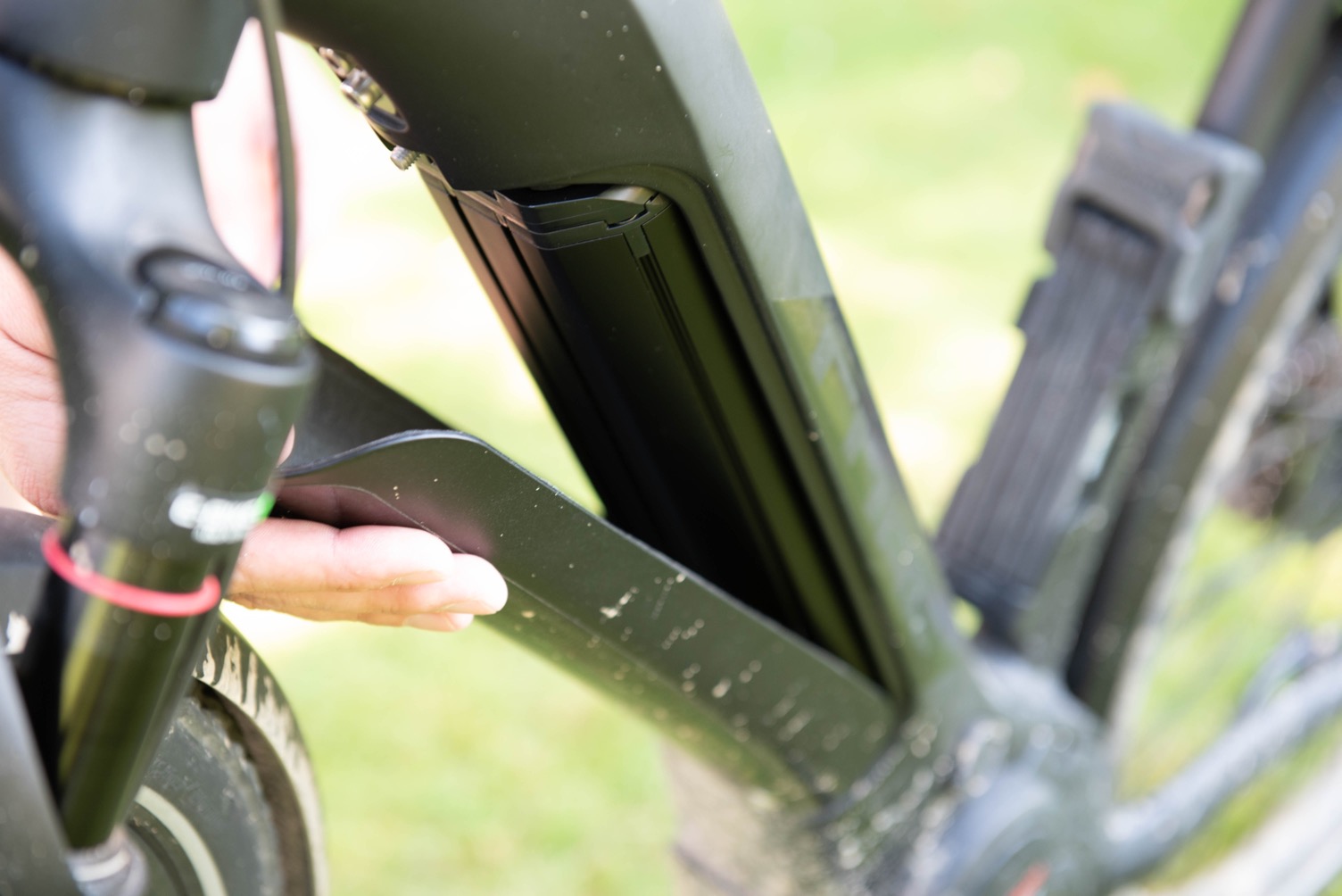 e-bike-akku-reinigen