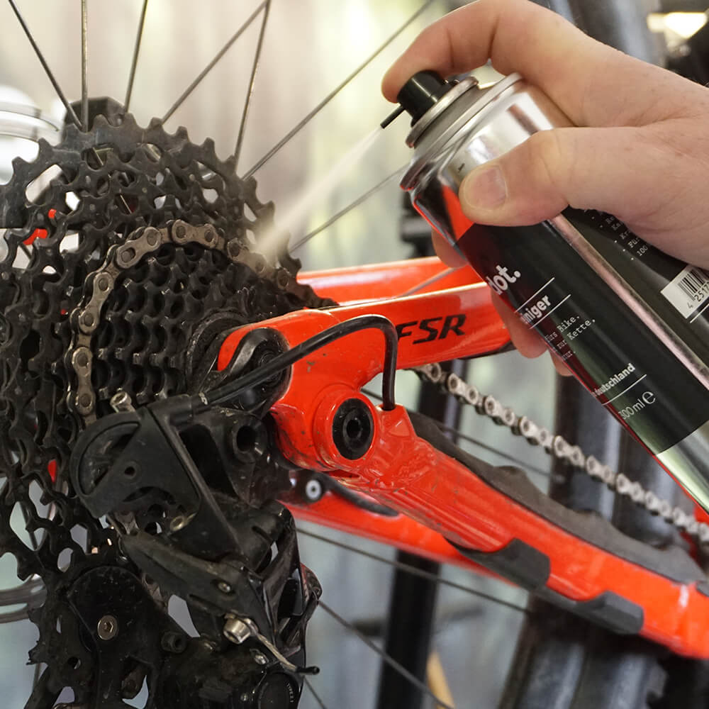 kettenreiniger-fahrrad-anwendung-2 kettenreiniger-fahrrad-anwendung-2